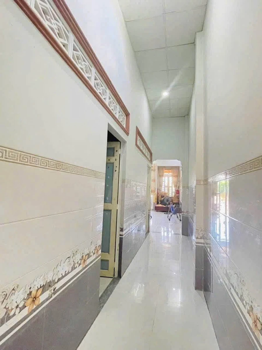 Bán nhà mặt tiền Lê Lợi, Đồng Xoài 125m2, 2 phòng ngủ - Ảnh thu nhỏ 5
