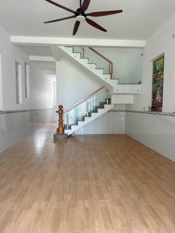 Bán nhà Long Bình Chợ Điều Đồng Nai 100m² 3PN