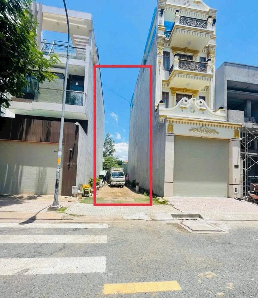 Bán lô đất 106m² B1-28 KDC Đường 10 Bến Lức 3,55 tỷ - Ảnh 1