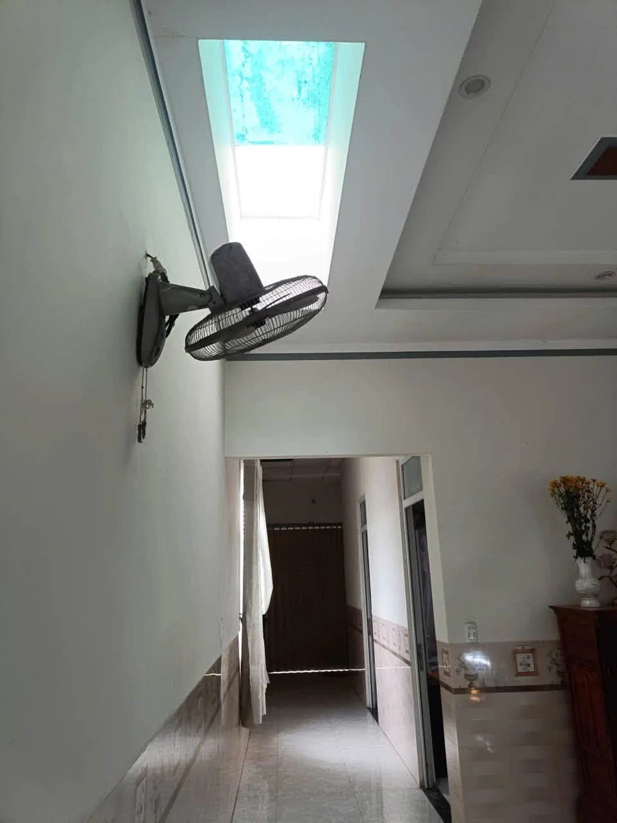 Bán nhà mái thái mặt tiền QL14 Hòa Khánh 250m², 3 PN - Ảnh thu nhỏ 2