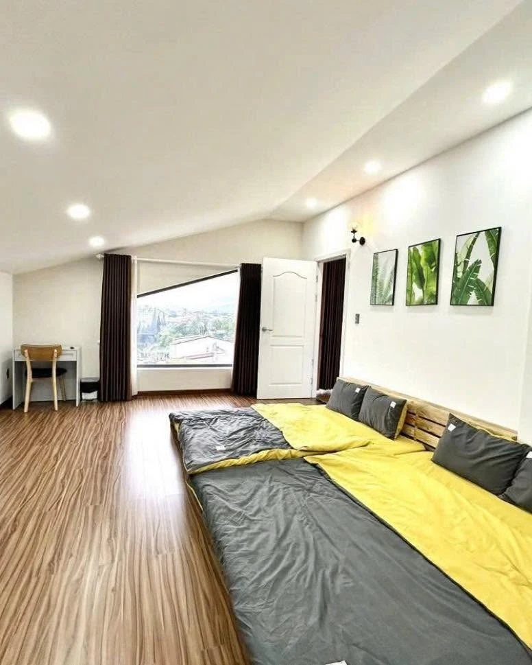 Bán villa 200m² 5PN 2 mặt tiền Đà Lạt - Ảnh thu nhỏ 4