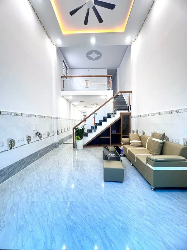 Nhà gác lửng 72m² 3 phòng ngủ 2 tỷ 150 triệu Dĩ An