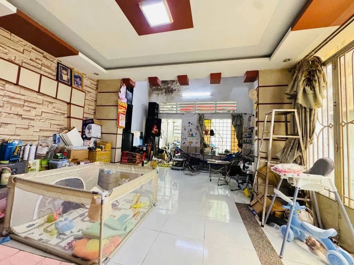 Bán nhà 70m2, 4 phòng ngủ, hẻm xe hơi thông Nguyễn Sơn - Thoại Ngọc Hầu, Tân Phú - Ảnh thu nhỏ 2
