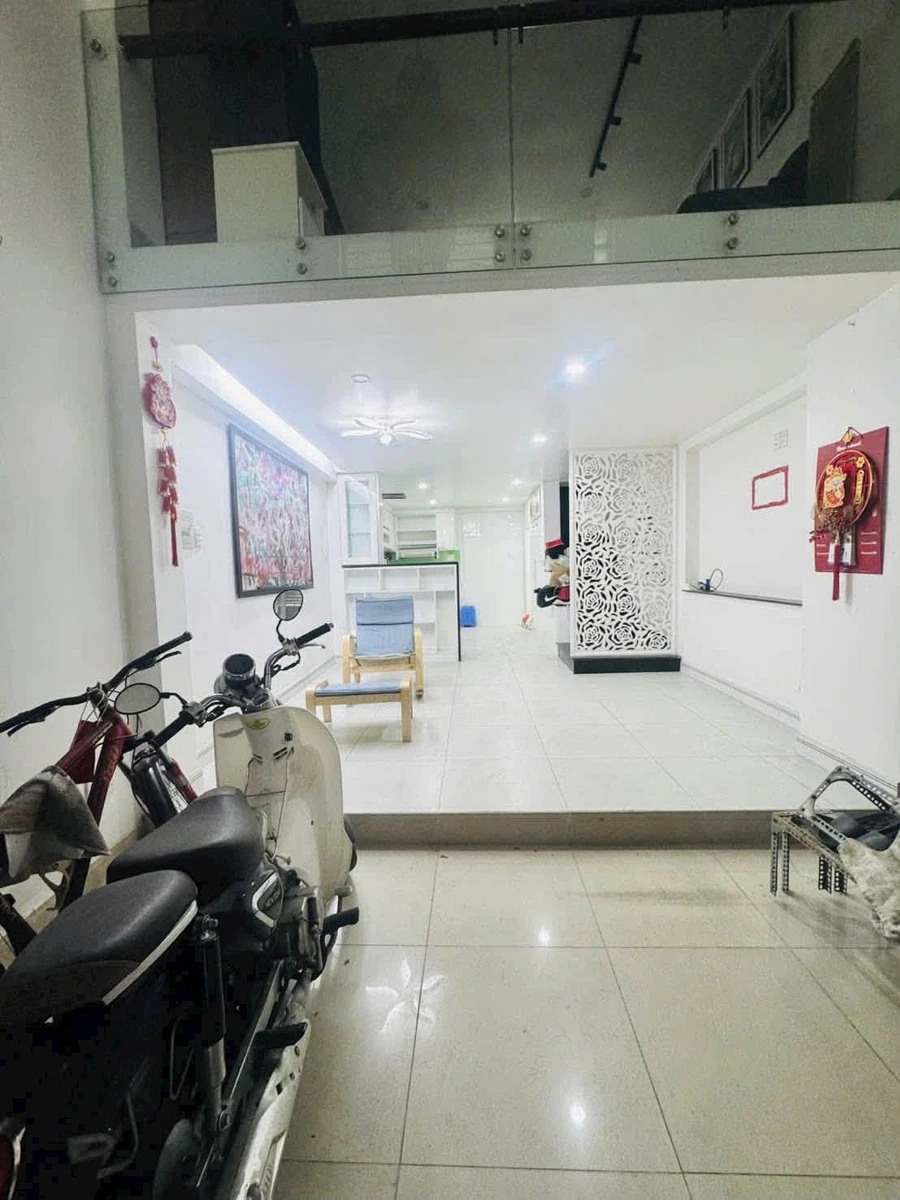 Bán nhà 4 tầng 53m2 4 phòng ngủ hẻm xe tải đường Cách Mạng Tháng 8, Quận 10 - Ảnh thu nhỏ 3