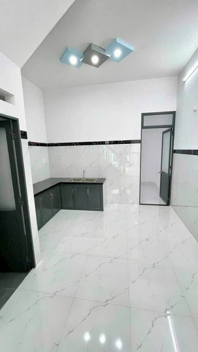 Bán nhà 3 tầng hẻm ô tô đường Hoàng Văn Thụ, Quy Nhơn, 51,5m2, 3PN 3WC - Ảnh thu nhỏ 3