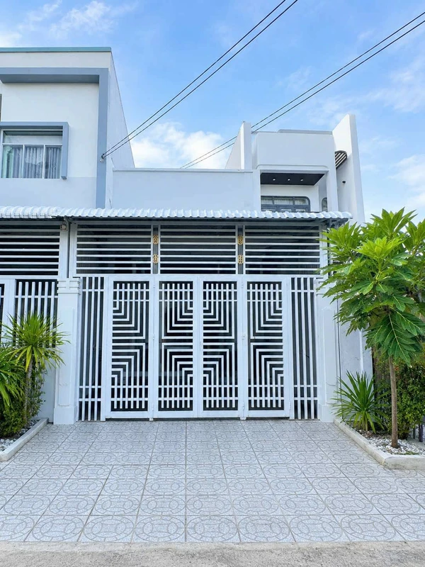 Bán nhà Nguyễn Đệ, Rạch Giá, 90m², 2 PN, 2,1 tỷ