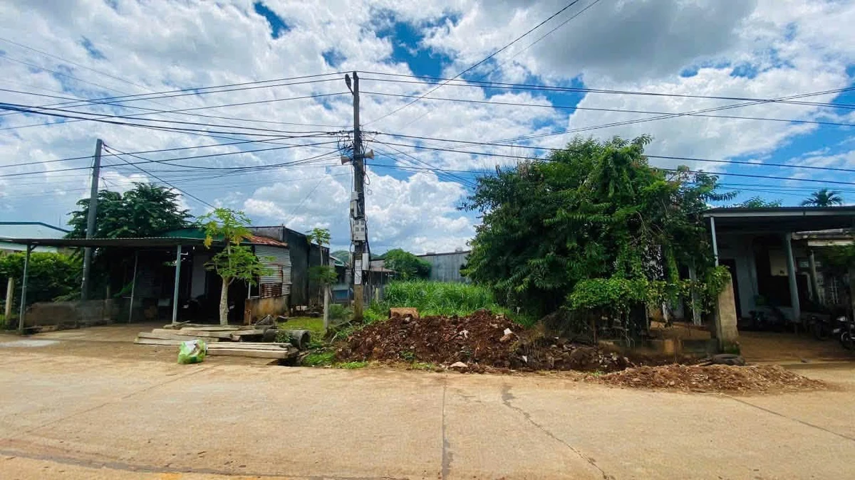 Bán đất mặt tiền 195m² Buôn Ma Thuột, Đắk Lắk - Ảnh 1