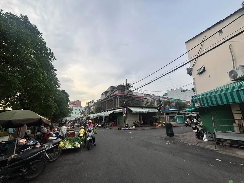 Bán shophouse mặt tiền chợ Thị Nghè 72m², 21 tỷ