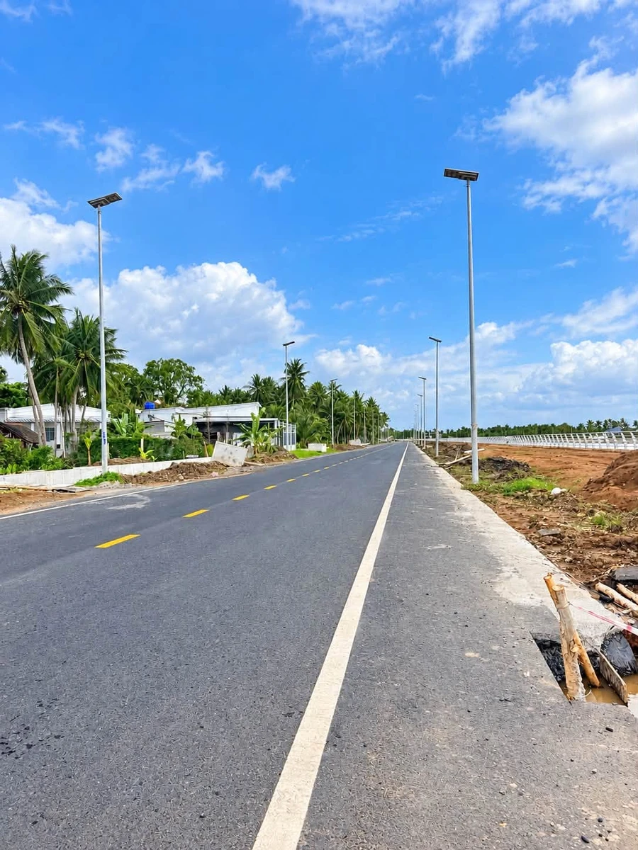 Bán đất mặt tiền bờ kè 10x32m Chợ Basi 1,8 tỷ - Ảnh thu nhỏ 4