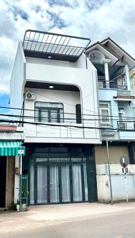Bán nhà mặt tiền Thanh Niên 71,3m2 giá 7.7 tỷ Gia Lai