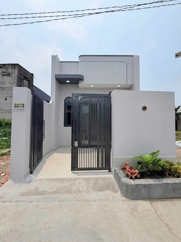 Bán nhà phố hiện đại 2PN Rạch Giá, 110m², 1 tỷ 950 triệu