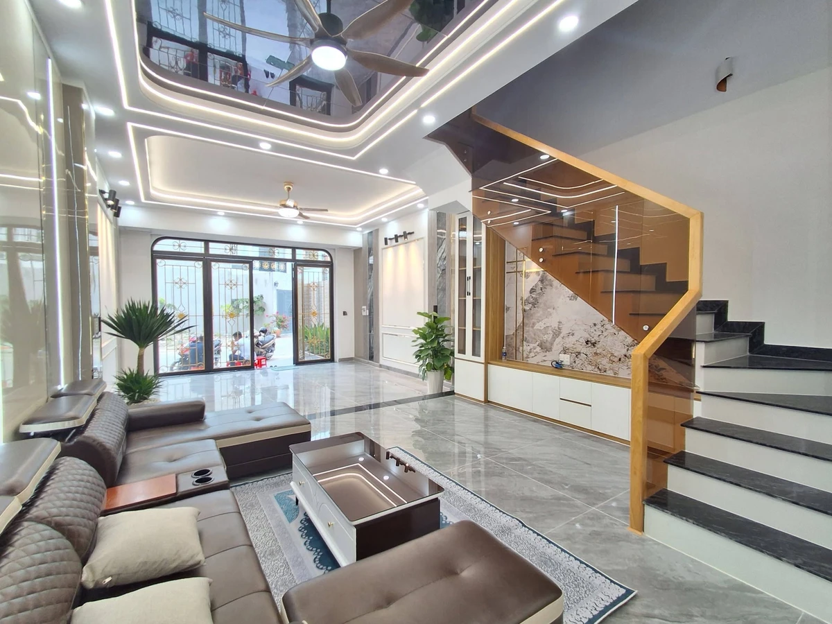 Bán nhà 1 trệt 2 lầu 5PN 90.5m² Biên Hòa 5.7 tỷ - Ảnh thu nhỏ 3