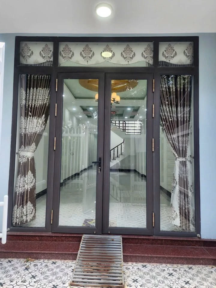 Bán nhà 1 trệt 1 lầu 111,6m2, 4 phòng ngủ, đường số 7 KDC Chợ Chùa, Phú Tân, Bến Tre - Ảnh thu nhỏ 3