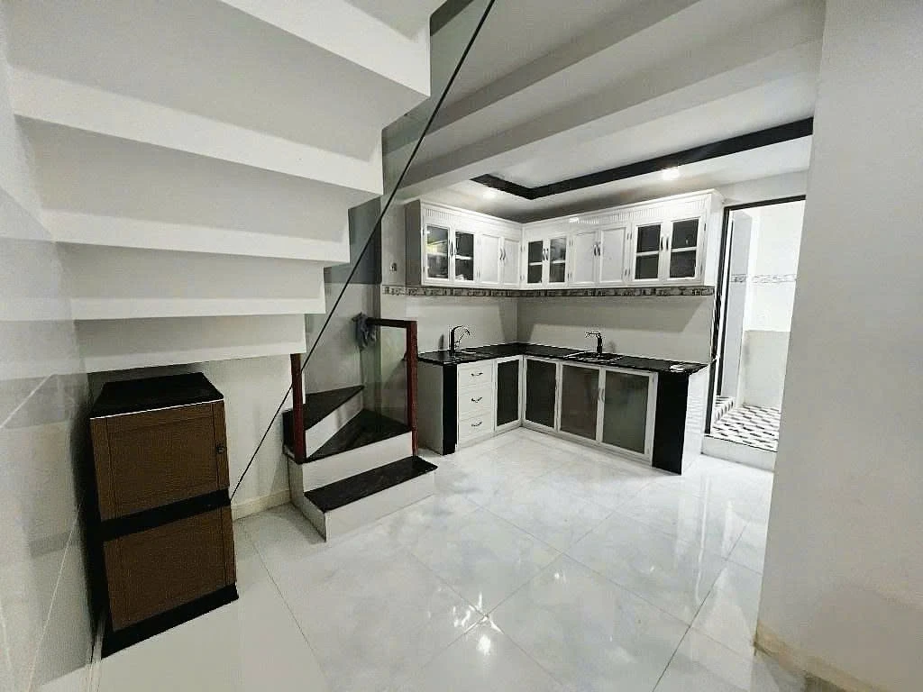 Bán nhà phố 2 tầng 60m2 3PN đối diện Vạn Phúc City, Thủ Đức, nhỉnh 5 tỷ - Ảnh thu nhỏ 3