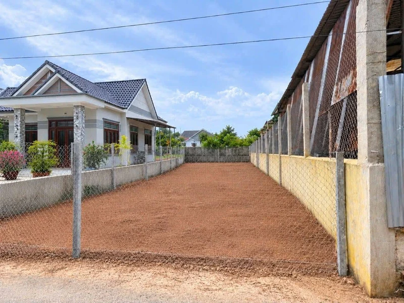 Bán lô đất mặt tiền 250m² Chơn Thành