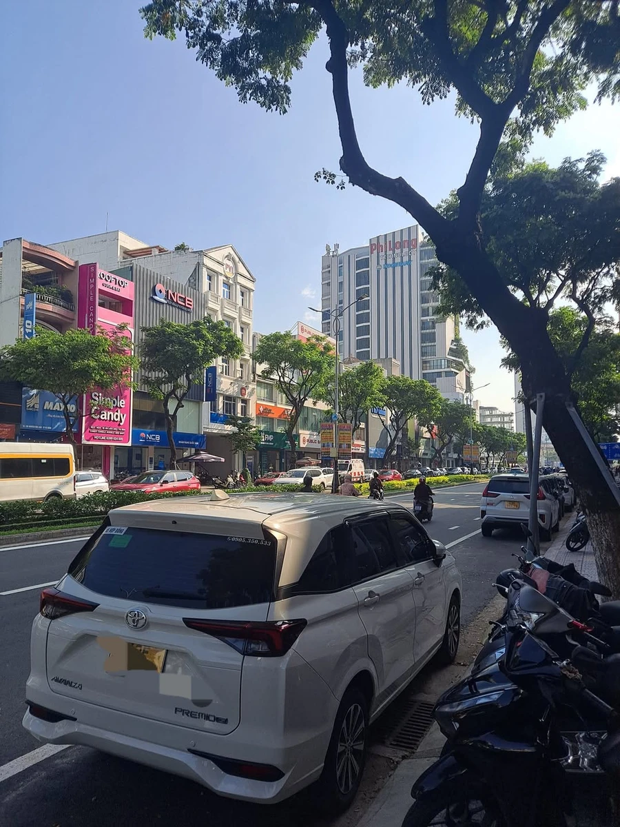 Bán nhà 4 tầng mặt tiền Nguyễn Văn Linh, Đà Nẵng, 106m², 22.5 tỷ - Ảnh 1
