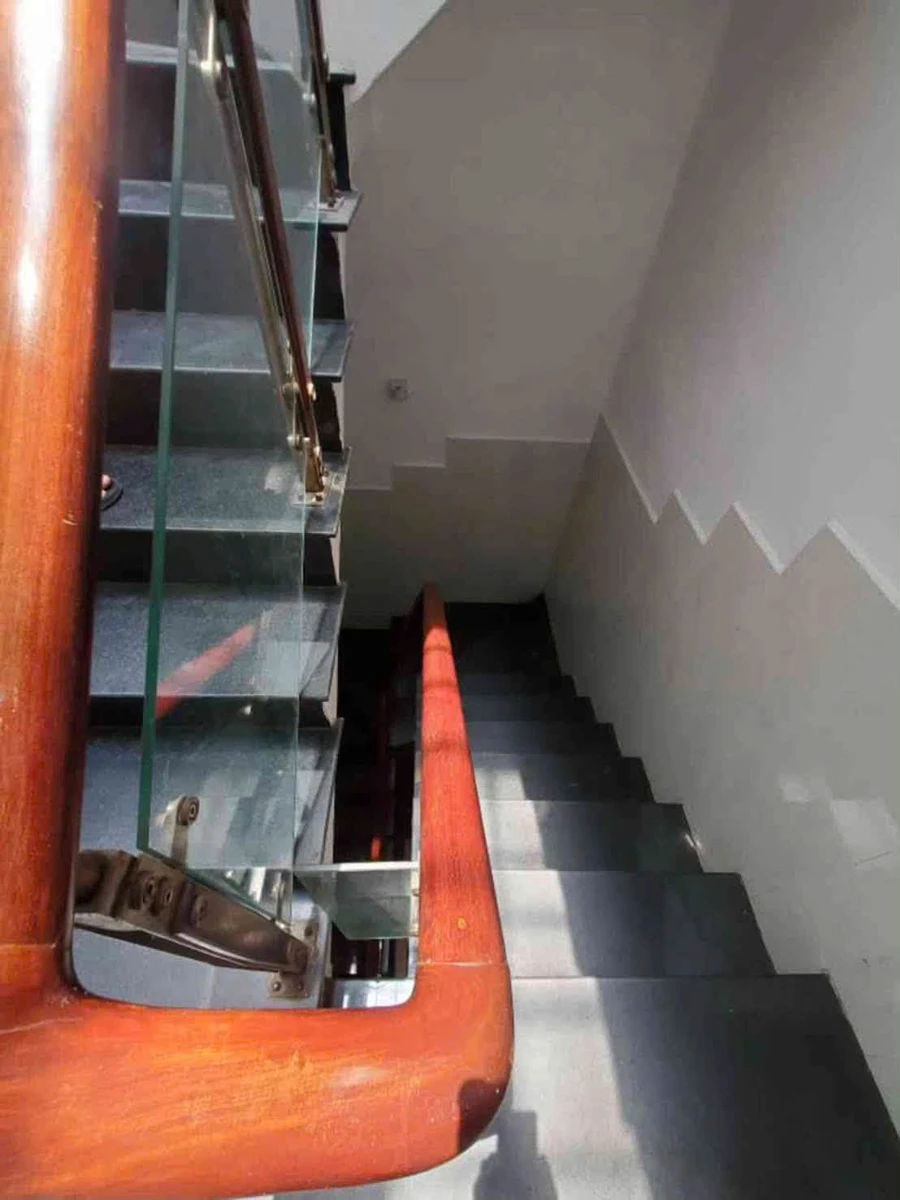 Bán nhà hẻm 6m Phan Huy Ích, Gò Vấp, 90m2, 4 tầng, 9PN, giá 9,99 tỷ - Ảnh thu nhỏ 3