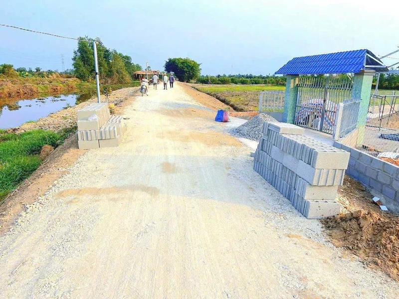 Bán đất vườn view kênh 500m2 có 120m2 thổ cư tại Thạnh Hòa, Bến Lức