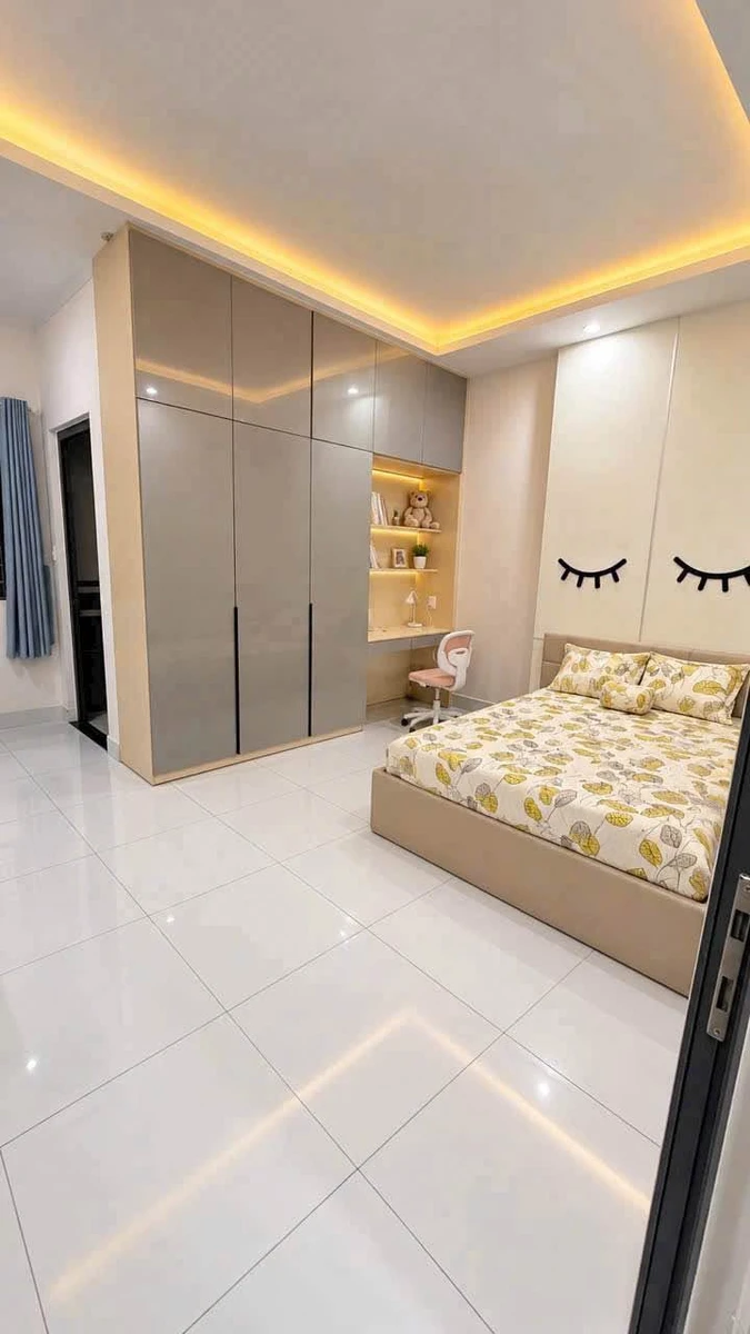 Bán nhà 100m² 3PN 4WC đầy đủ nội thất Hiệp Thành 3 Quận 12 - Ảnh thu nhỏ 4