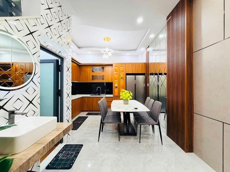 Bán nhà hẻm ôtô 4 tầng 44m2, 4 phòng ngủ, 5 WC tại Gò Vấp giá 6,6 tỷ - Ảnh thu nhỏ 3