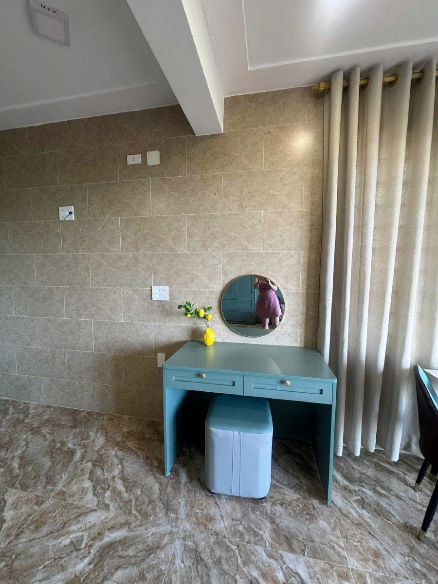 Bán nhà 5 tầng có thang máy mặt tiền Nguyễn Tất Thành Hội An 9 tỷ - Ảnh thu nhỏ 3