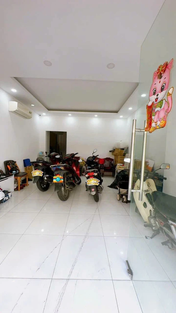 Bán nhà 5 tầng có thang máy 45m² Quận 4 - Ảnh thu nhỏ 2