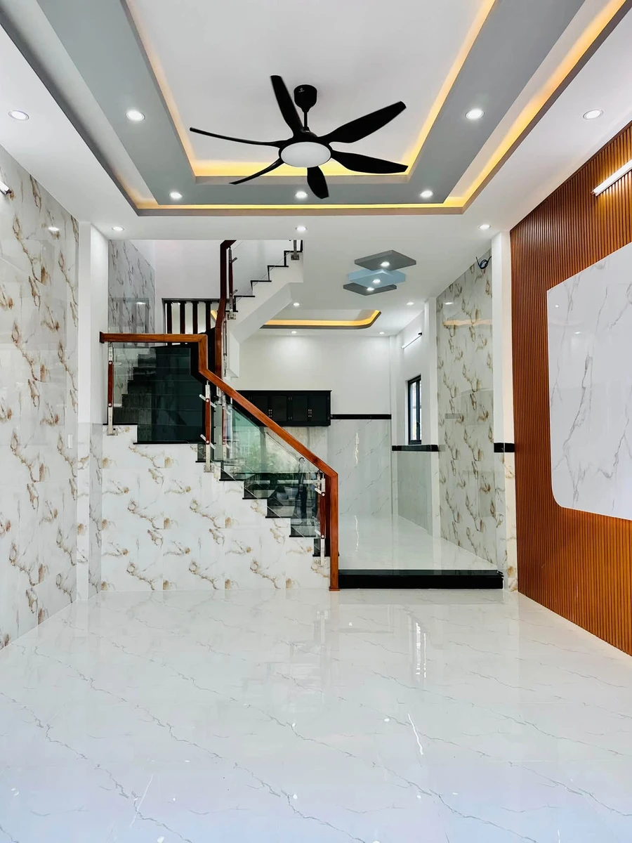 Bán nhà 3 tầng hẻm ô tô 45m2, 3PN 3WC đường Hoàng Văn Thụ giá 3,95 tỷ - Ảnh 1
