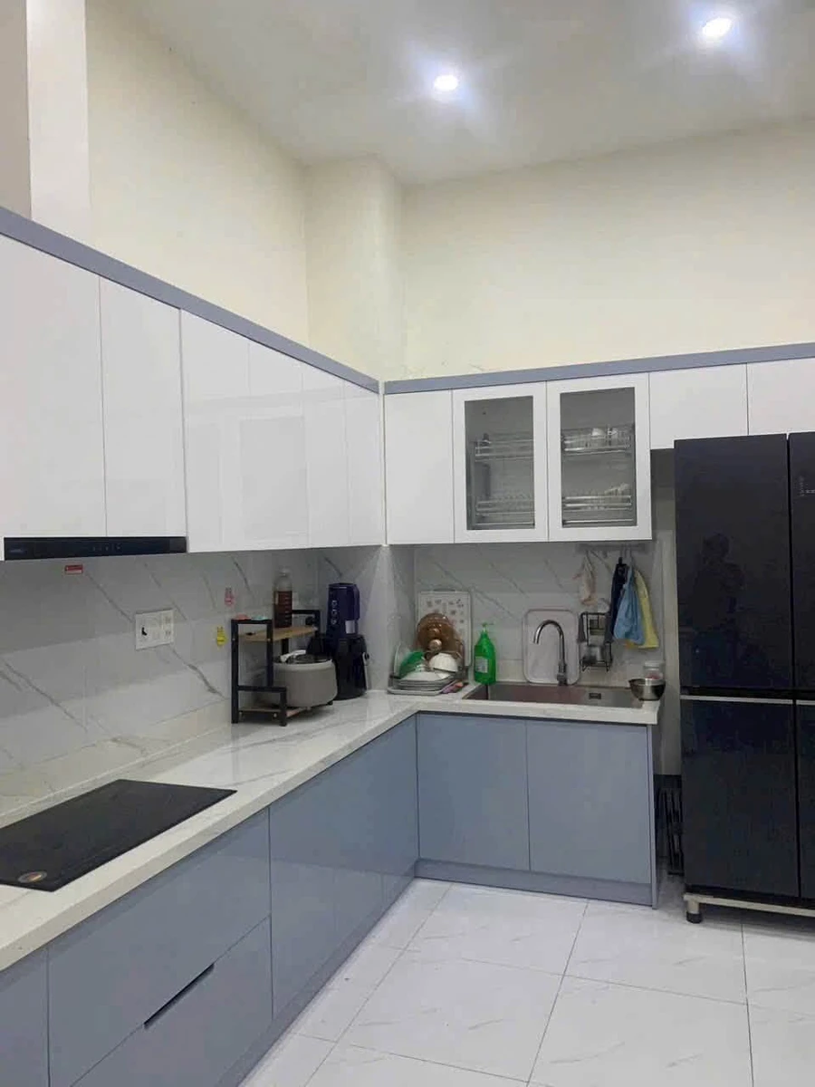 Bán nhà 1 trệt 2 lầu 237.9m² Bến Lức Long An - Ảnh thu nhỏ 2