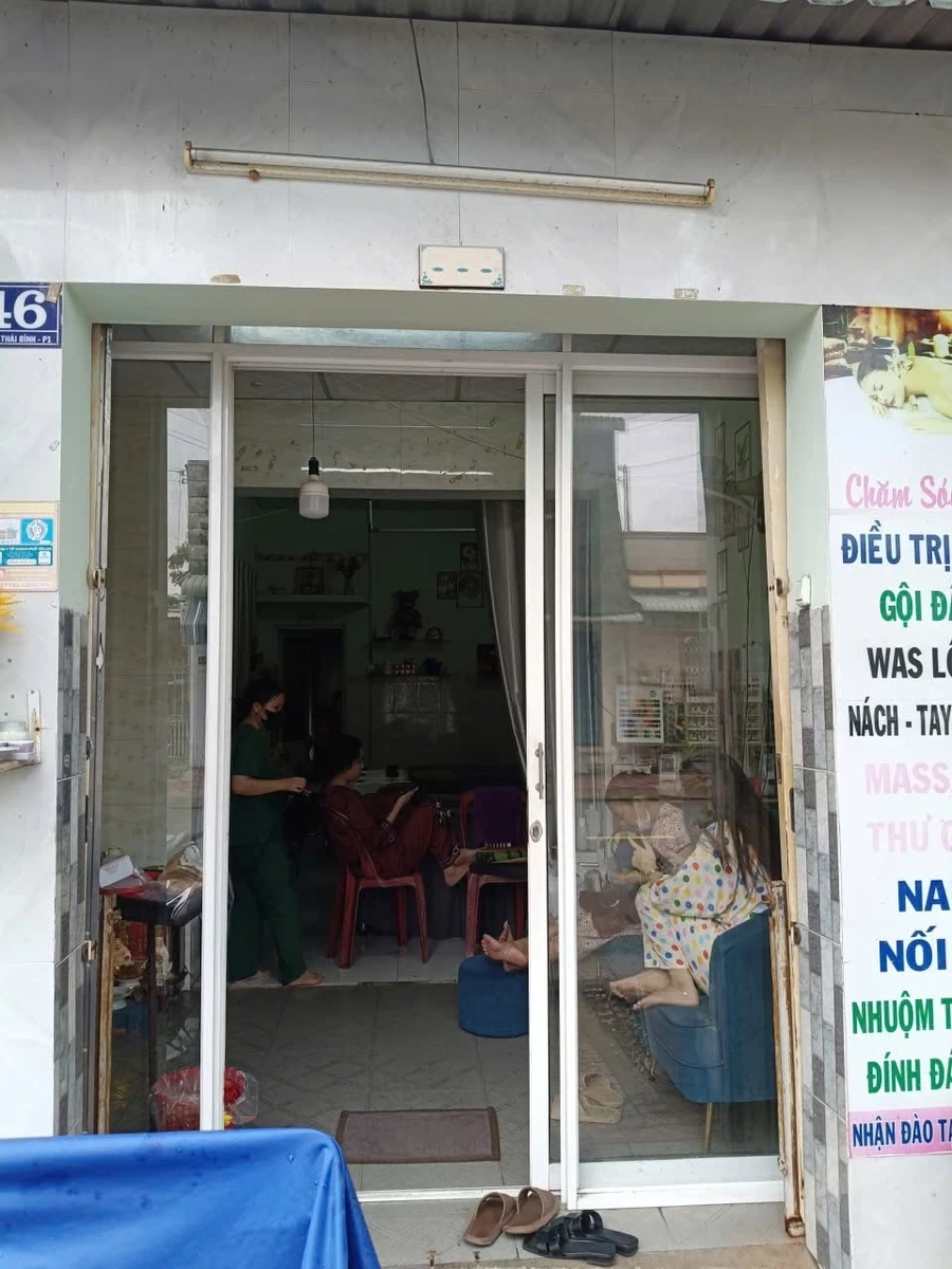 Bán nhà mặt tiền lô góc 66,1m² đường Nguyễn Thái Bình, trung tâm Tân An, giá 3 tỷ - Ảnh thu nhỏ 2