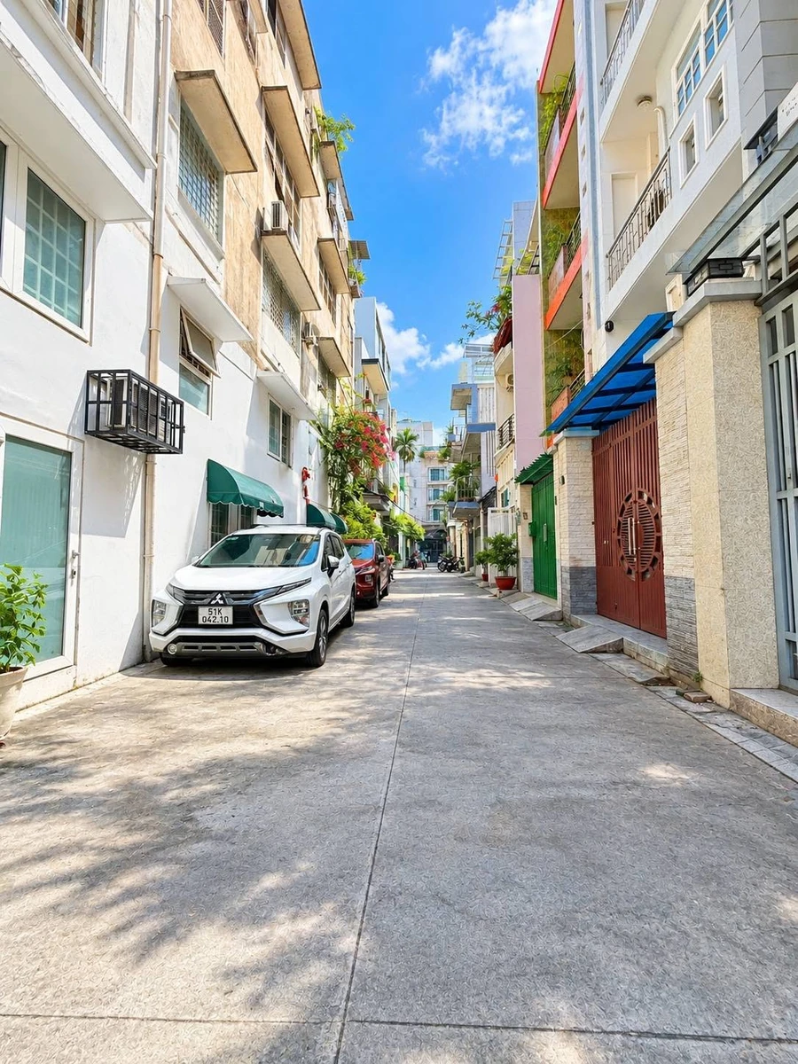 Bán nhà 5 tầng 95m2 gần chợ Bà Chiểu, Bình Thạnh 14.1 tỷ - Ảnh thu nhỏ 2