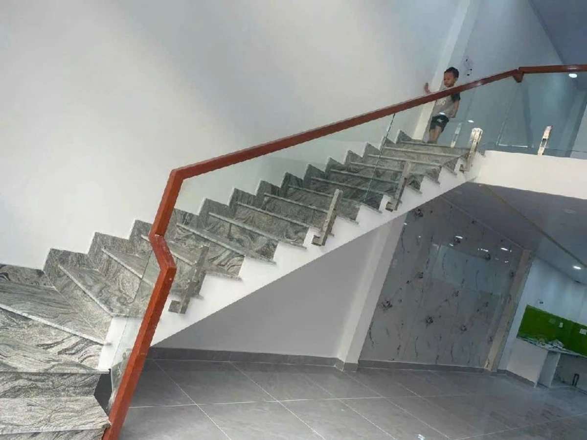 Bán nhà hẻm kinh doanh 8m 87m2 giá 5,39 tỷ gần Chợ Thiếc, Quận 12 - Ảnh thu nhỏ 3