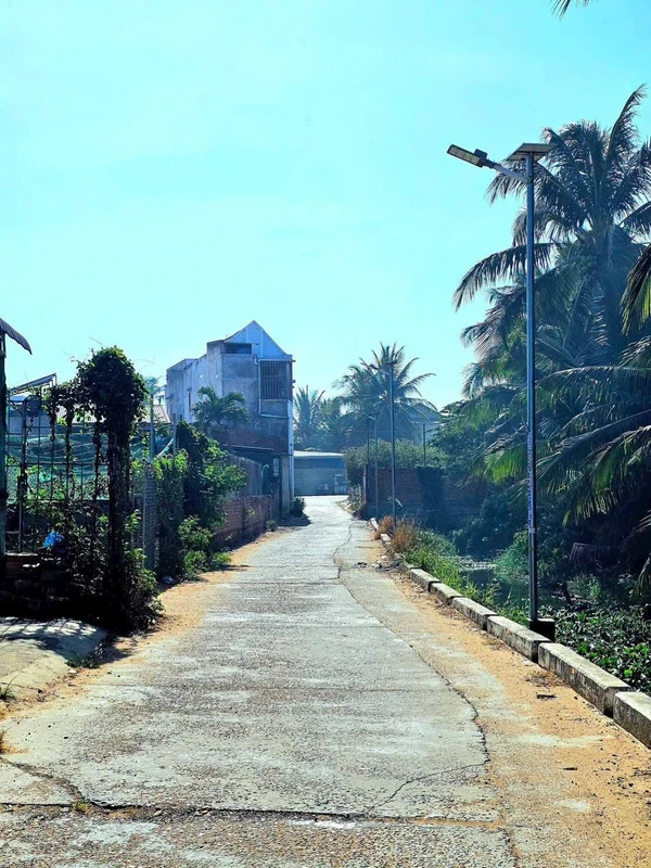 Bán đất nền Phú Long 896m² giá 1 tỷ 990 triệu