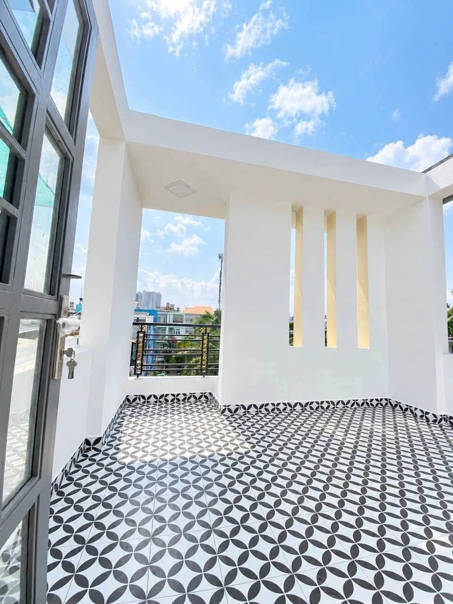 Bán nhà mặt tiền 4 tầng 50m2 Công viên Bông Sao Q8 - Ảnh thu nhỏ 4