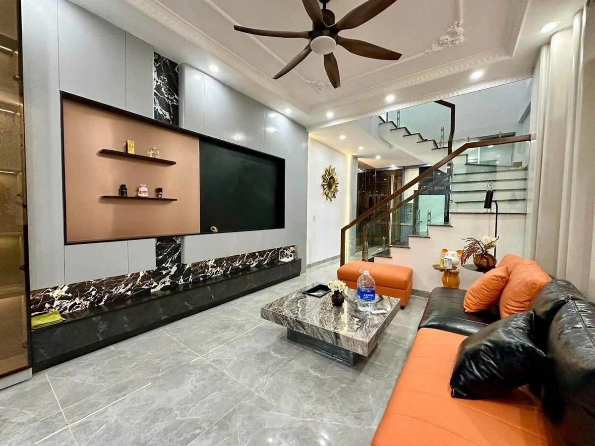 Bán nhà 3 tầng Tôn Đức Thắng Hải Phòng 47m2 giá 3,28 tỷ - Ảnh 1