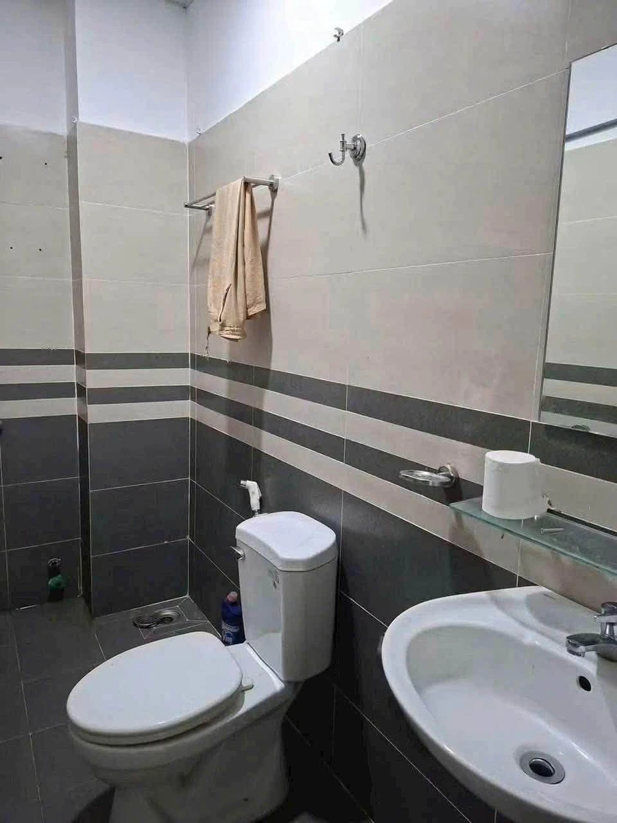 Cho thuê nhà 1 trệt 2 lầu 220m2, 4 phòng ngủ, 9 triệu/tháng tại KDC Phương Nam, Bến Tre - Ảnh thu nhỏ 3
