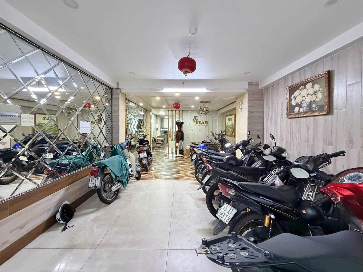 Bán nhà mặt tiền đường Hoa Sữa 134m2, 5 tầng, 20 căn hộ, thang máy, gần phố Phan Xích Long, Phú Nhuận - Ảnh thu nhỏ 4