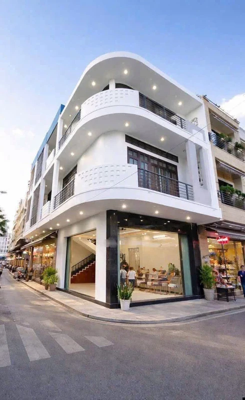 Bán nhà góc mặt tiền 79m² 5PN 5WC Nguyễn Hữu Thọ Quy Nhơn