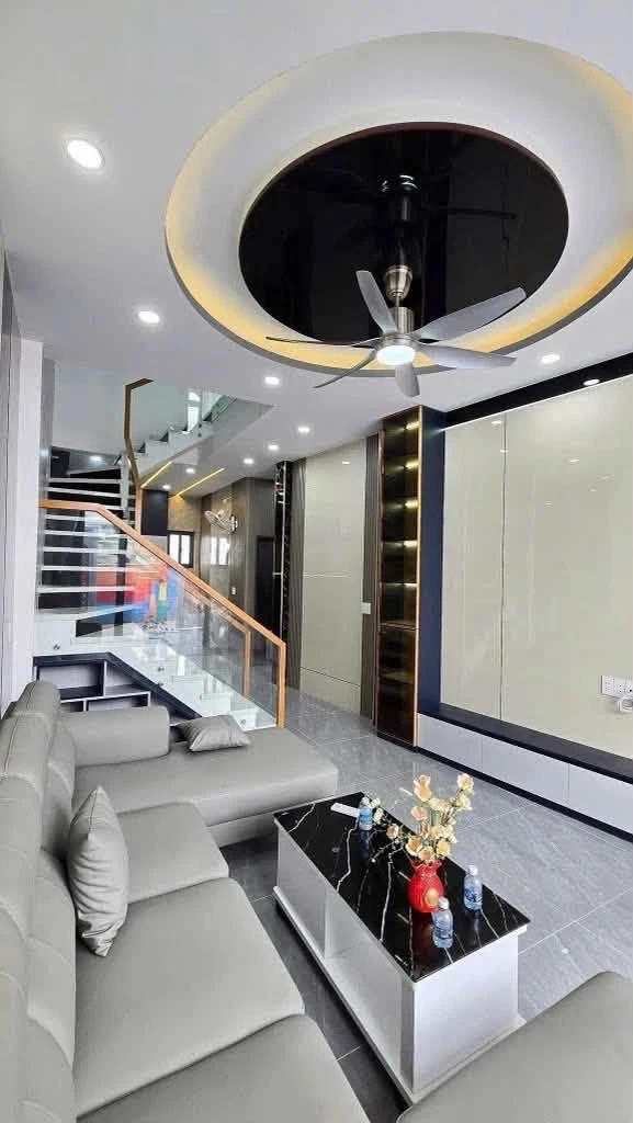 Bán nhà 1 trệt 1 lầu 4 phòng ngủ 160m2, giá 3 tỷ 430 triệu, Biên Hòa - Ảnh thu nhỏ 3