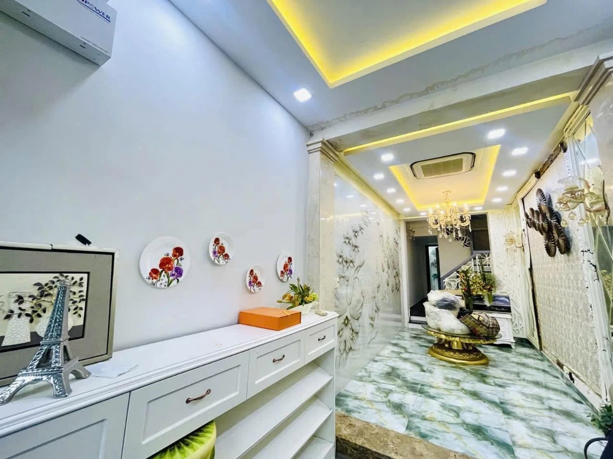 Bán nhà mặt tiền Cách Mạng Tháng 8, 4 tầng, 40m², 8.4 tỷ - Ảnh thu nhỏ 4