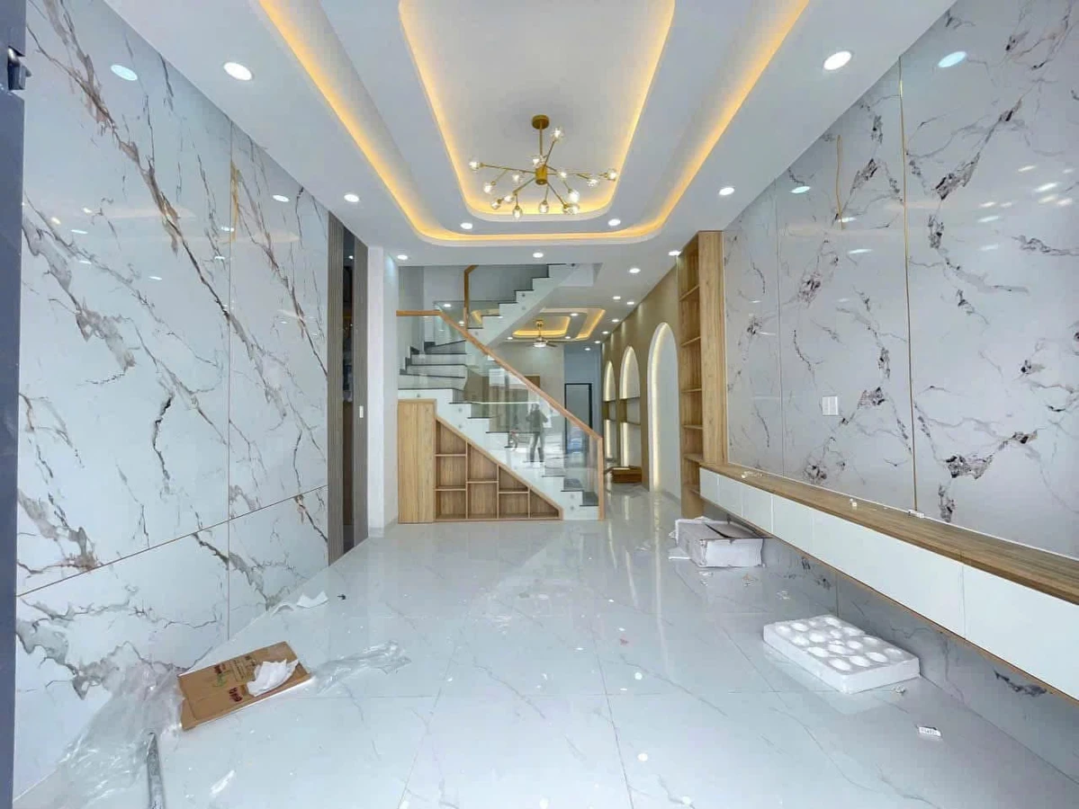 Bán nhà phố 90m2 cuối Đồng Khởi Quận 1, 1 tỷ 750 triệu - Ảnh thu nhỏ 3