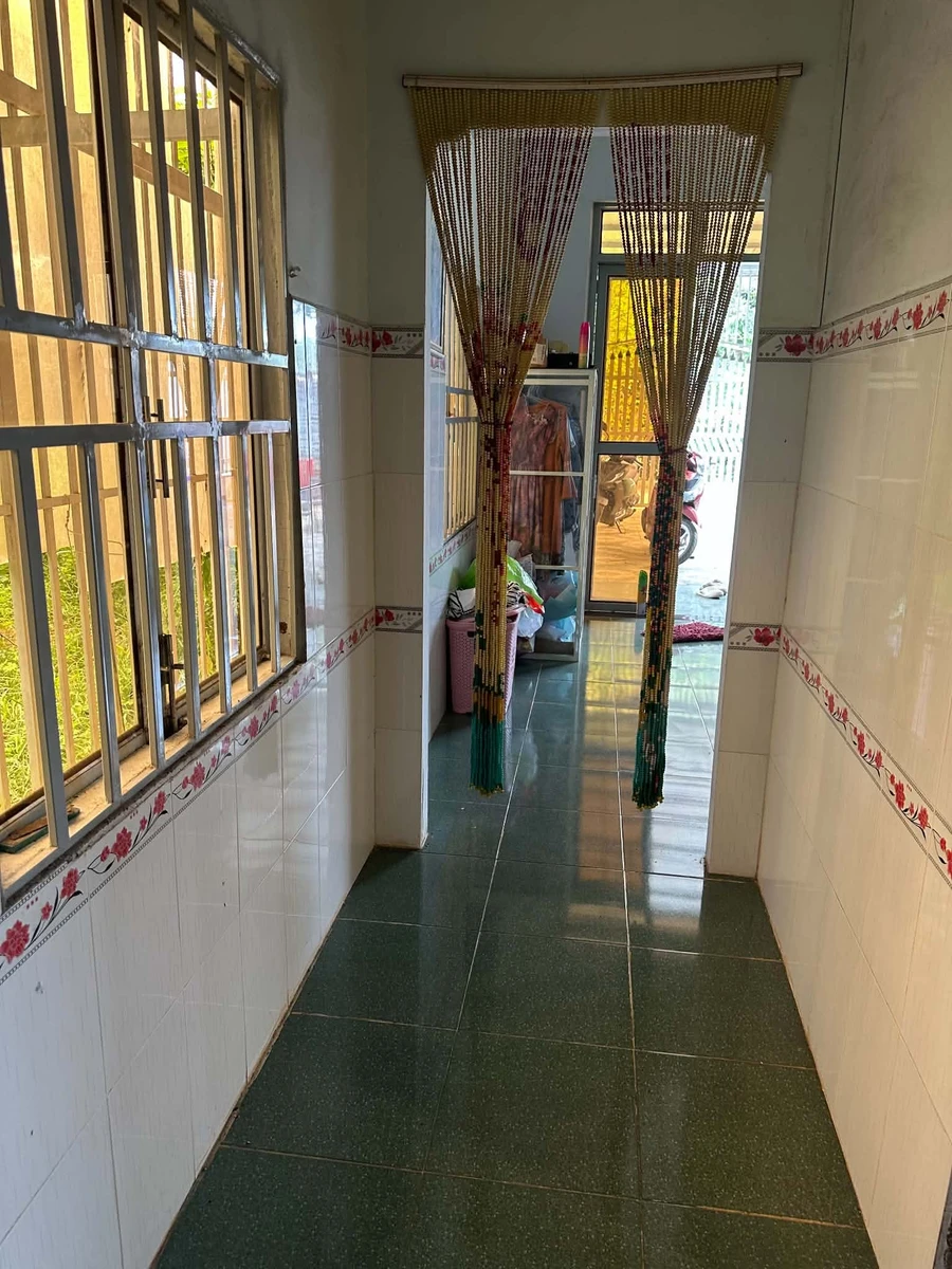 Bán nhà 106m2 sát TL52 gần chợ Long Phước 1 tỷ 6 - Ảnh thu nhỏ 3