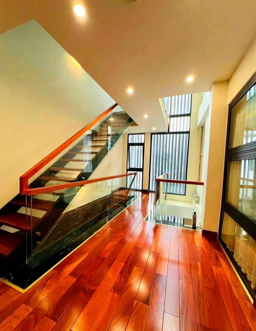 Bán nhà 5 tầng kiến trúc sư Phú Nhuận 85m2 giá 14.9 tỷ - Ảnh thu nhỏ 4
