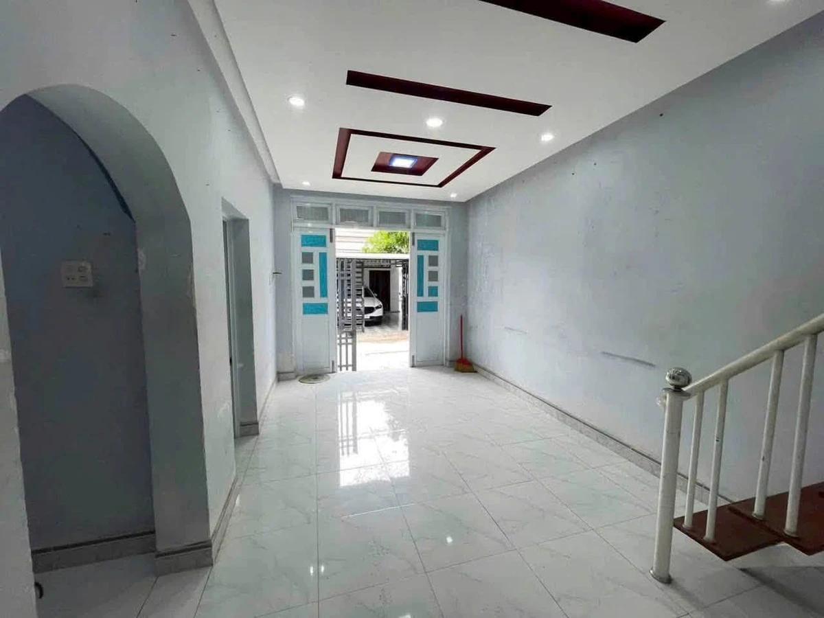 Cho thuê nhà nguyên căn 3PN, 60m2 Tuy Hoà 3,5 triệu/tháng - Ảnh thu nhỏ 2
