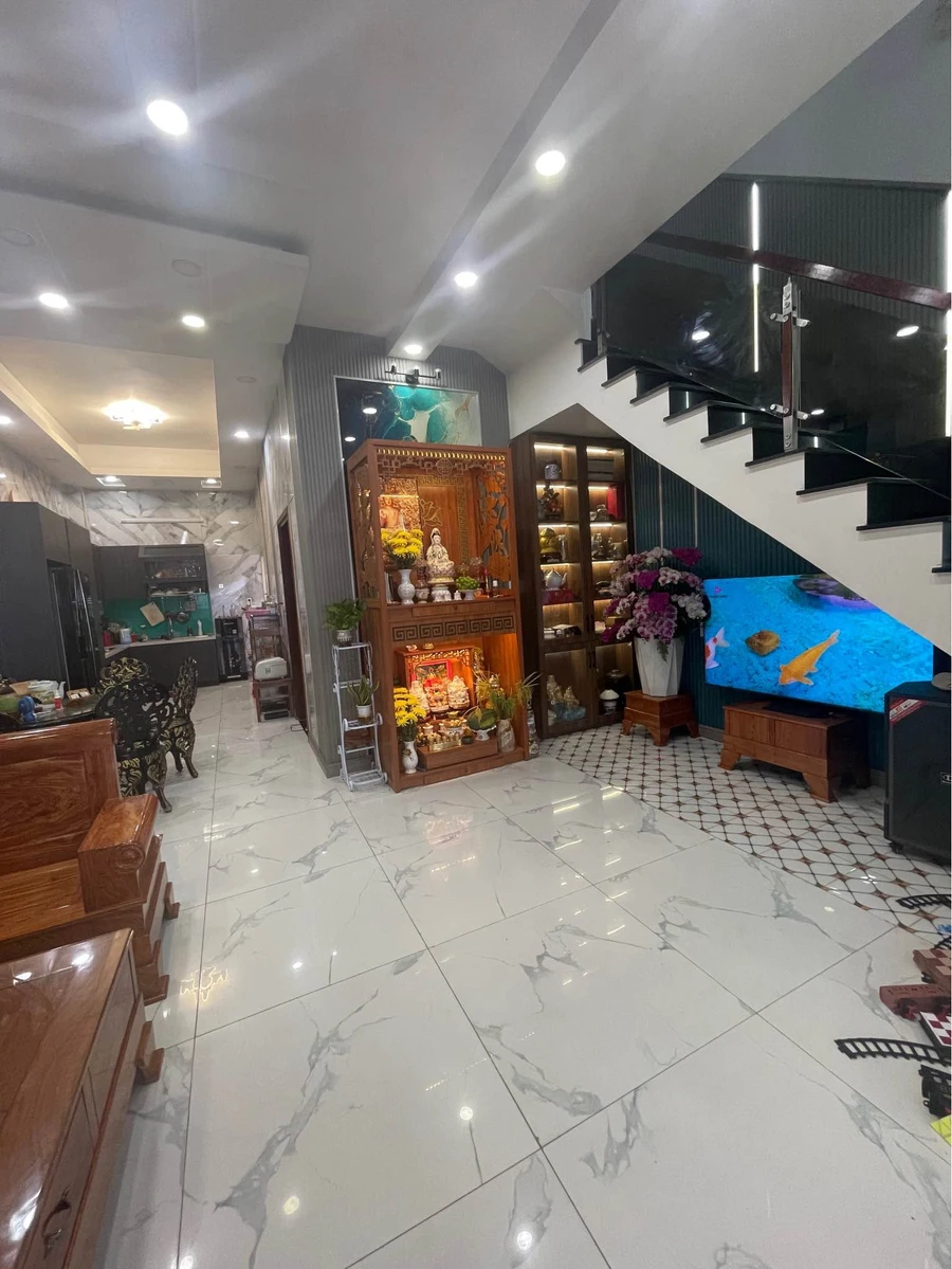 Bán nhà 106m² trung tâm Dĩ An, 5,9 tỷ - Ảnh 1