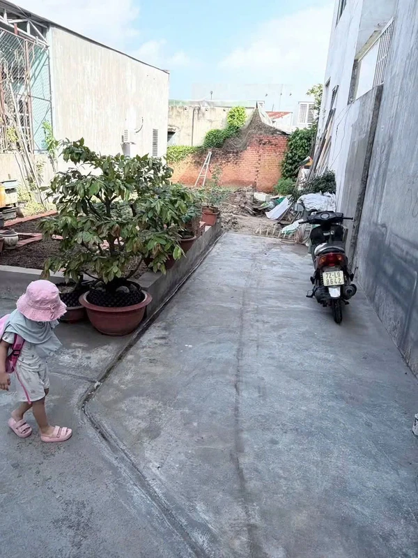 Bán đất full thổ cư mặt biển Vịnh Hoà, Phú Yên 300m2 - 2.9 tỷ np556