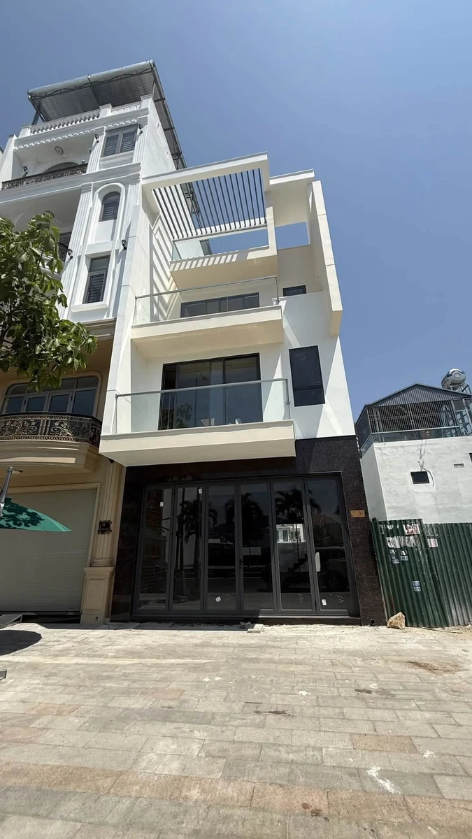 Bán nhà phố 232.7m² mặt tiền 6m, VCN Phước Long, giá 10.5 tỷ - Ảnh thu nhỏ 3