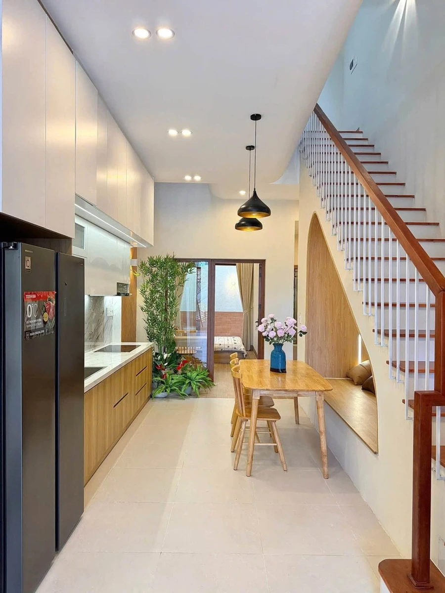 Bán nhà 3PN, 80m², ngang 4m, Ngã Ba Huế, Quận 1 - 4 tỷ - Ảnh thu nhỏ 2
