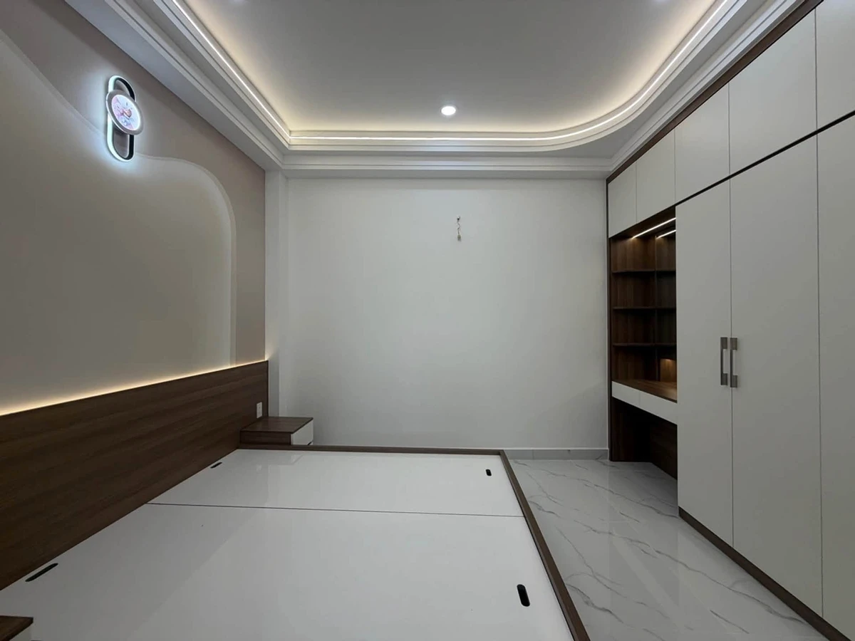 Bán nhà 4 tầng hẻm xe hơi đường Gò Xoài, Bình Tân, 4x10m, giá khoảng 5 tỷ - Ảnh thu nhỏ 4