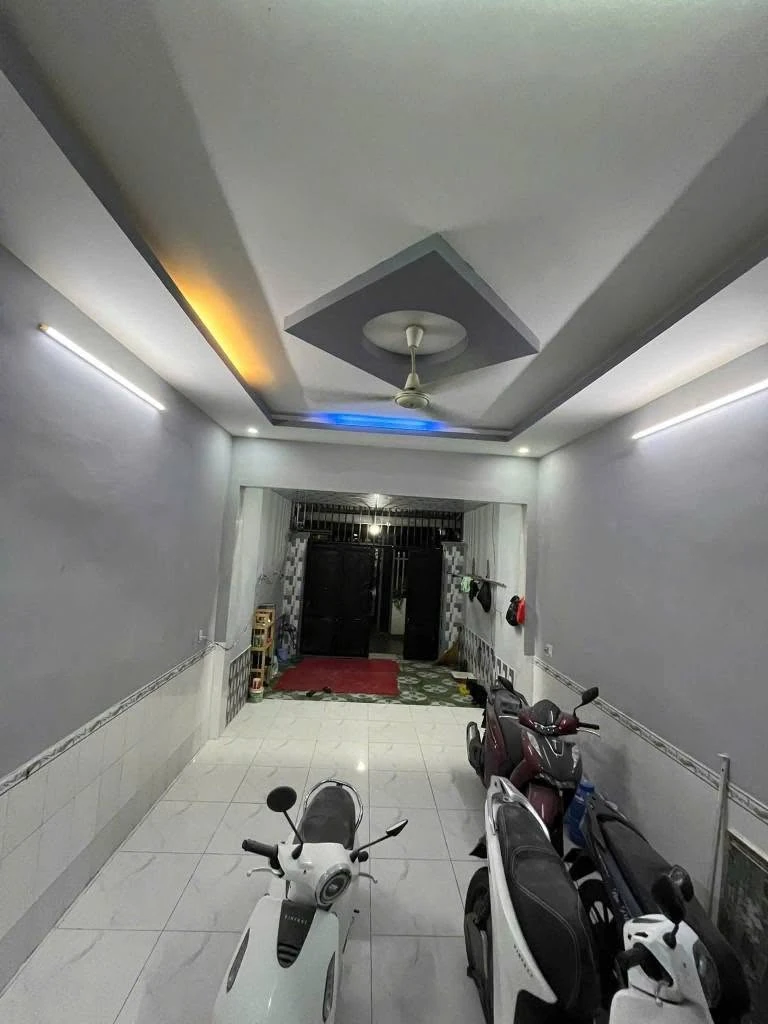 Bán nhà 1 trệt 1 lầu 160m² Cần Giuộc Long An 1,8 tỷ - Ảnh thu nhỏ 2