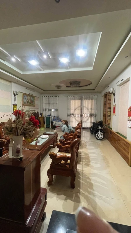 Bán nhà mặt tiền Nguyễn Văn Linh 150m² 11,5 tỷ Buôn Ma Thuột